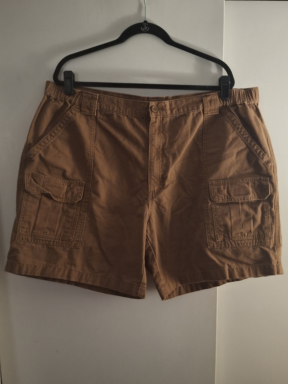 Savane Men's Cargo Shorts in Brown - Classic Utility Style
